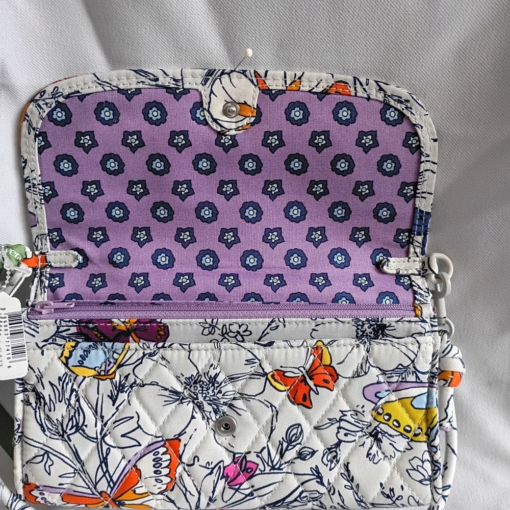 Clutch - Picture 2 of 3